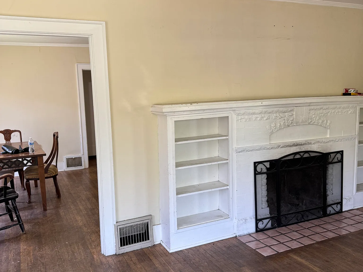 9 bed, 3150 sqft, $6,250 — Photo 3