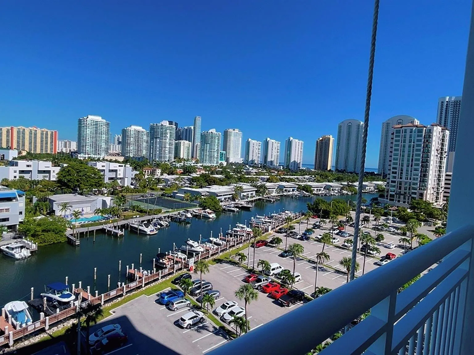 1 bed, 1.0 bath, 695 sqft, $2,400 — Photo 1