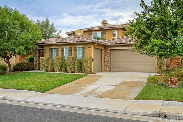 1st image of 31720 Whitecrown Dr