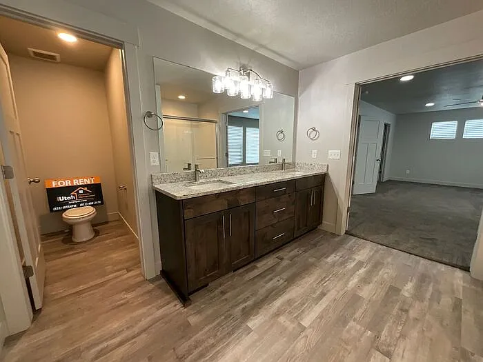 140 S Fenway Fields Dr — Photo 22