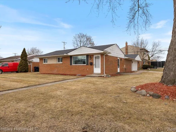 12393 Sorrento Blvd, Sterling Heights, MI 48312