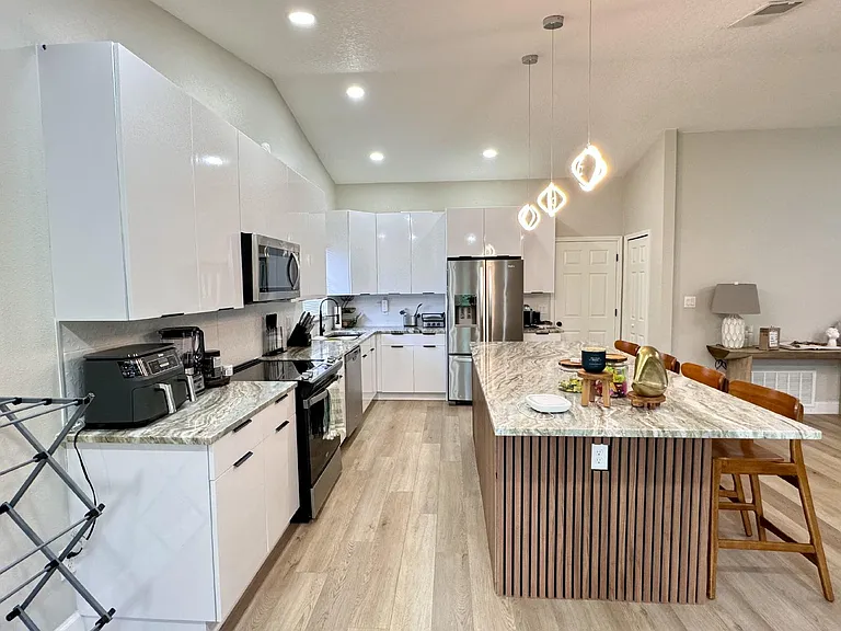 15912 Indian Wells Ct — Photo 4
