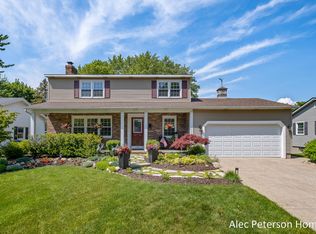1117 Ottawa Ave, Grand Haven, MI 49417