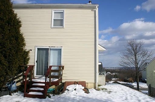 2nd image of 32 Timrod Dr