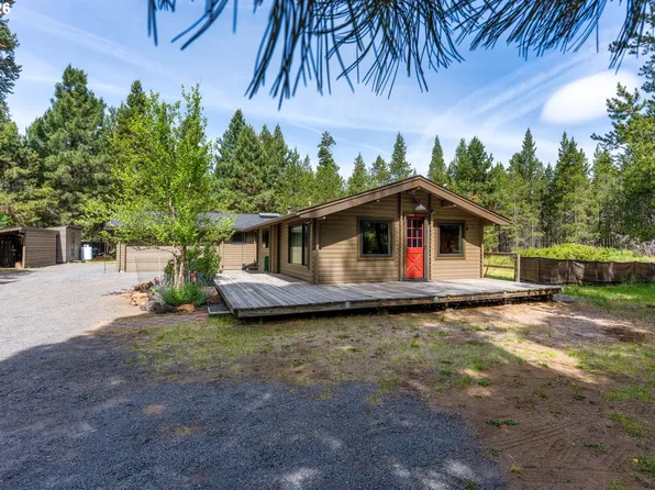 56711 Lunar Dr, Bend, OR 97707