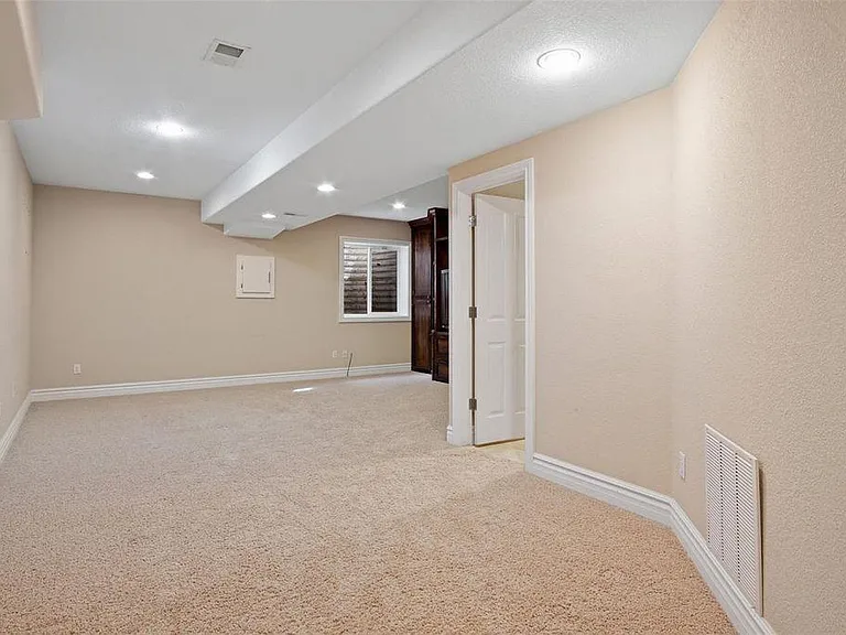 1667 S Sherman St — Photo 16