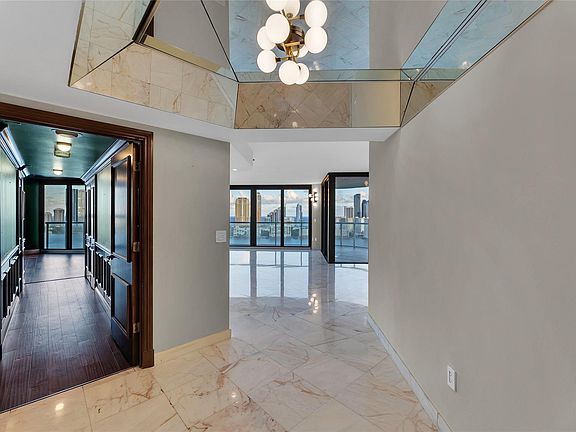 3rd image of 4000 Island Boulevard #2607