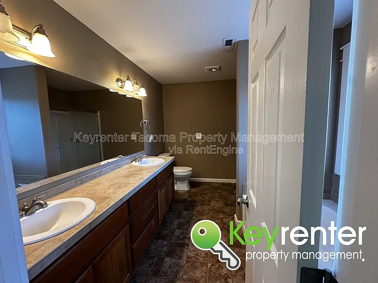 809 SE 9th Cir — Photo 16