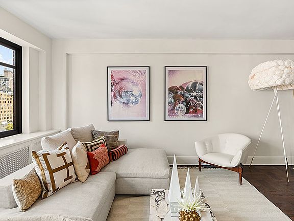 3rd image of 715 Park Ave APT 14D