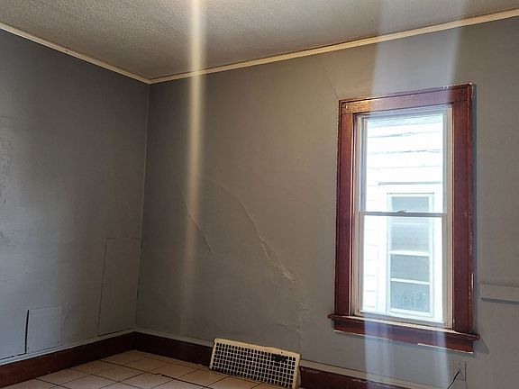 2nd image of 3335-3337 N 25th St