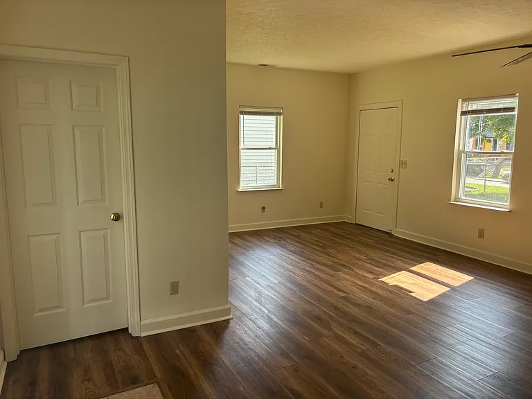 4301 Malcolm Ave — Photo 15