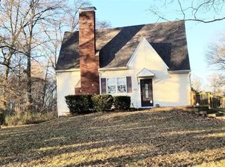 602 W Walnut Hill Rd, Okawville, IL 62271