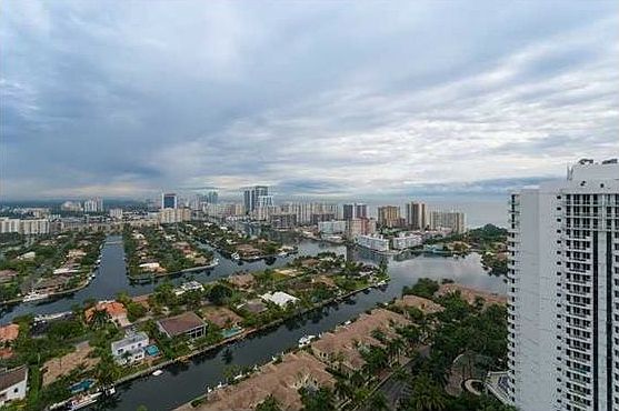 1st image of 21205 Yacht Club Dr APT 3209