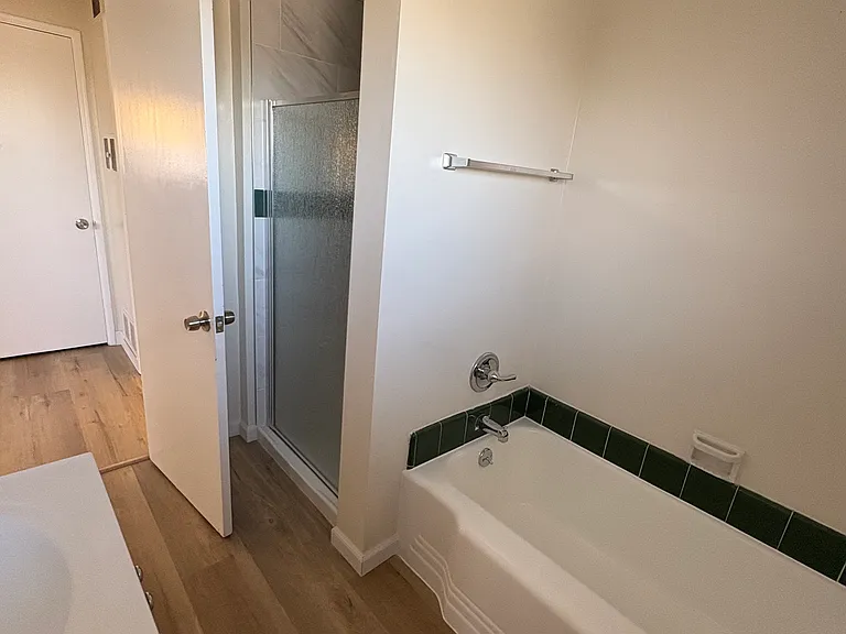 605 N Santa Anita Ave #D — Photo 9