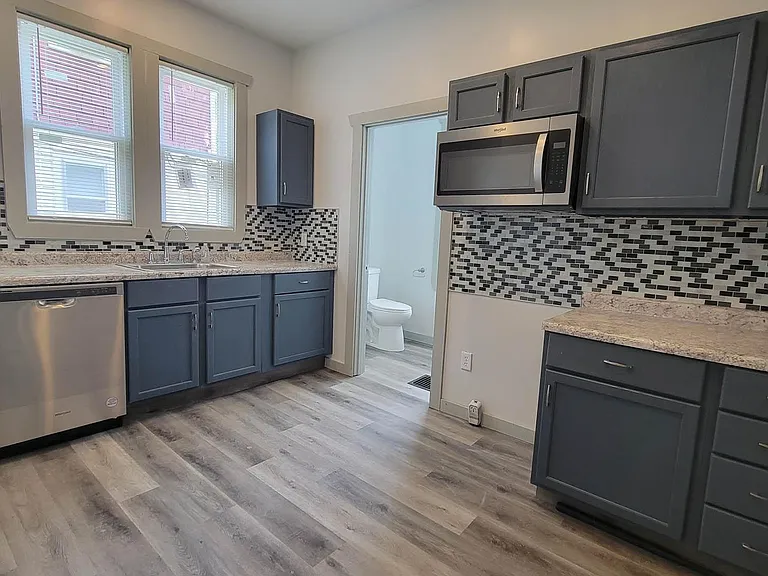 717 Huffman St — Photo 8
