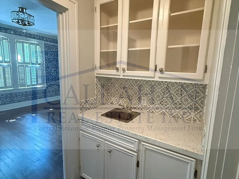 5422 Hawthorne Rd — Photo 17
