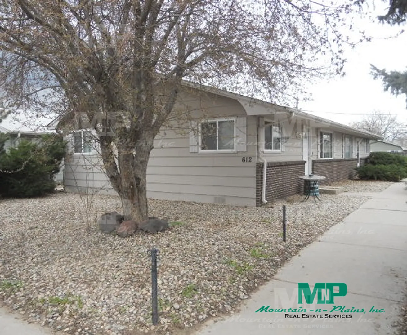 2 bed, 1.0 bath, 840 sqft, $1,395 — Photo 1