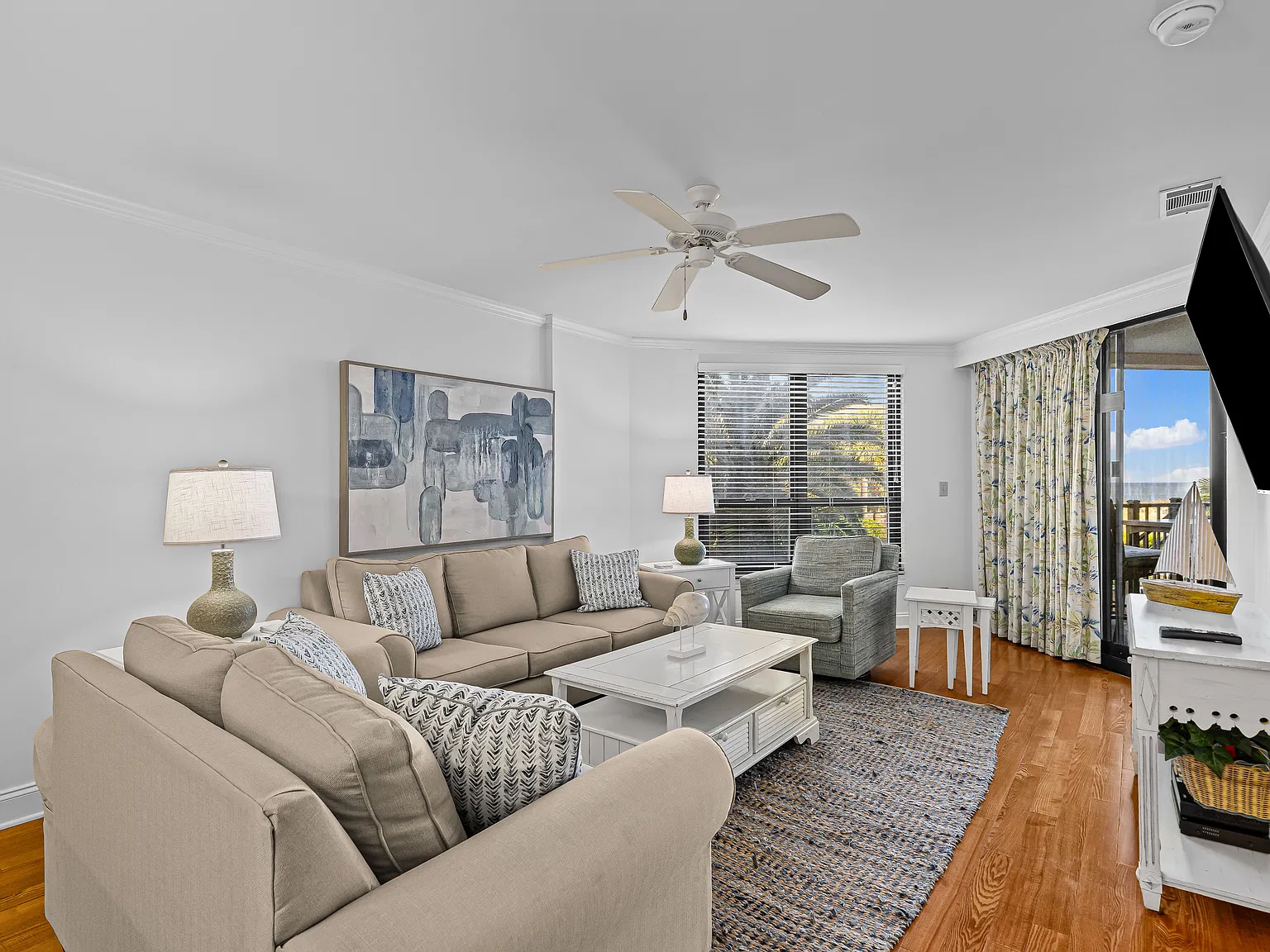 8000 Palmetto Dr — Photo 4