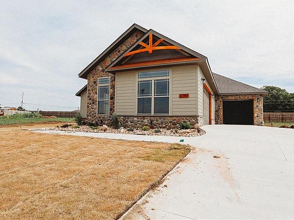 2nd image of 3760 Bitterroot St