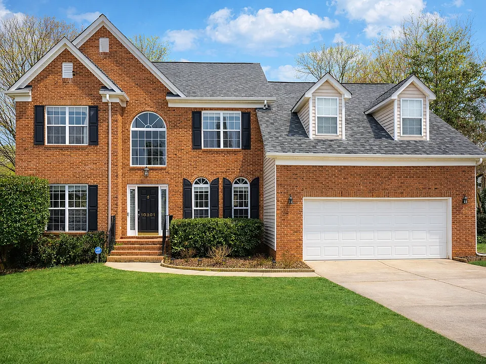 10301 Rougemont Ln