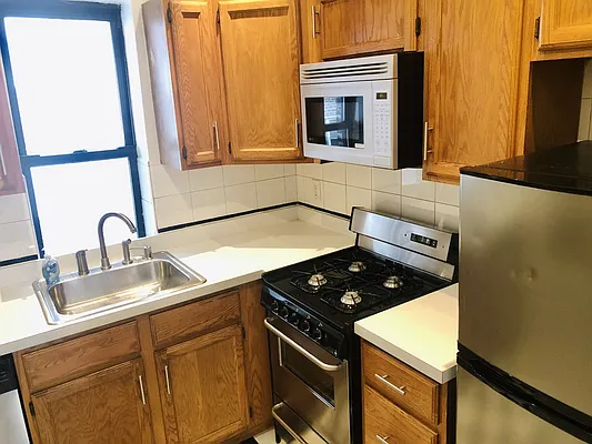 Rented by Corcoran | media 3