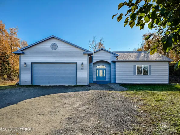 9024 W Sanderling Dr, Wasilla, AK 99623