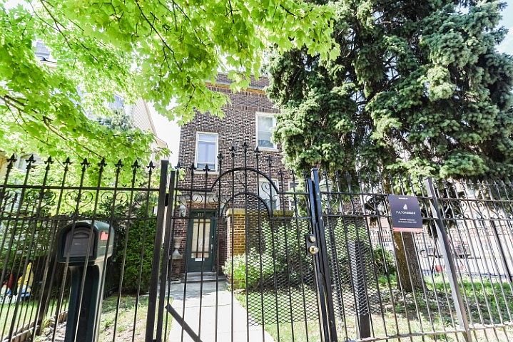 1st image of 3557 W Wrightwood Ave #4F