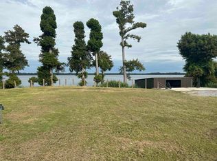 1233 Lake Dr, Hornbeak, TN 38232