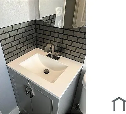 2 bed, $1,600 — Photo 2