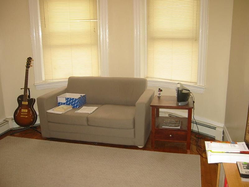 2nd image of 208 Winthrop Rd #U27