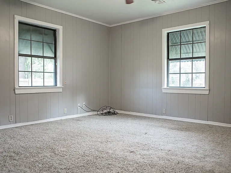 2109 E Goliad Ave — Photo 7