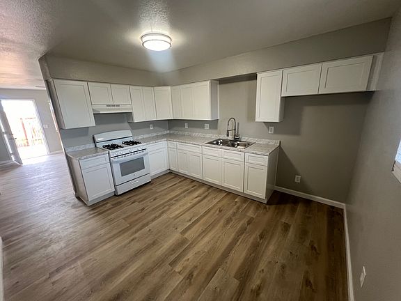 2nd image of 343 E Hamilton Ave APT 3