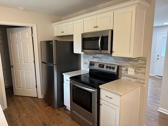 4th image of 510 Fairmont Ave
