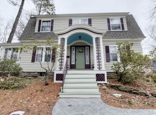 8 Biltmore Rd, Worcester, MA 01602