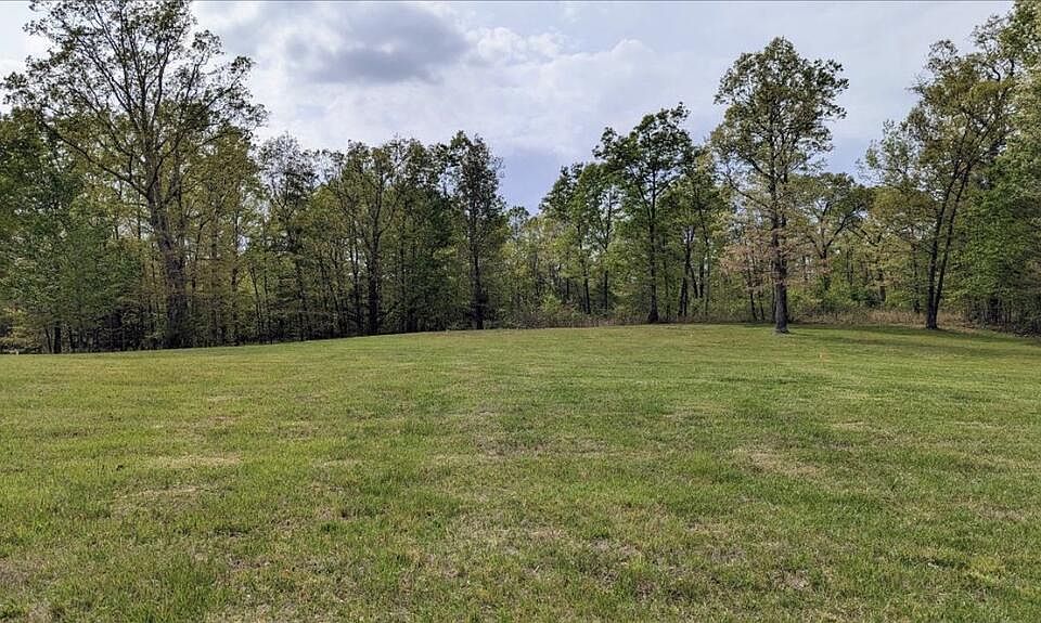 2nd image of 1535 Long Branch Rd