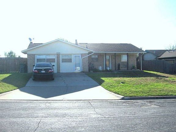 3rd image of 2329 NW 78th St