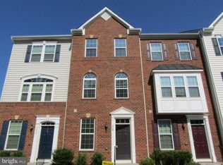 324 Rolling Valley Dr, Fredericksburg, VA 22405