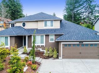 348 Ashbury Ct NW, Bainbridge Island, WA 98110