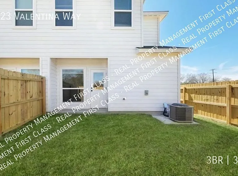 8623 Valentina Way — Photo 10