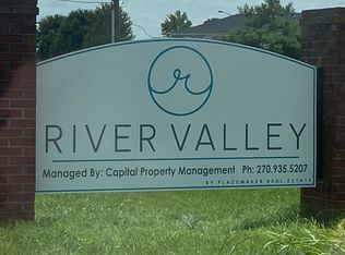 218 Kelly Rd #L-82, Bowling Green, KY 42101