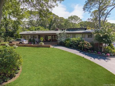 17 Treeview Drive, Melville, NY, 11747