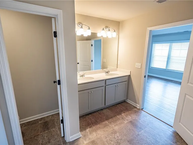 3657 Princeton Ave — Photo 17