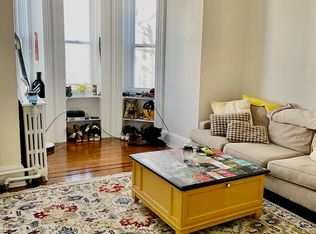 128 Sumac St #2F, Philadelphia, PA 19128
