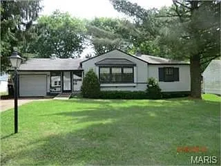 9568 Cantwell Dr photo 1
