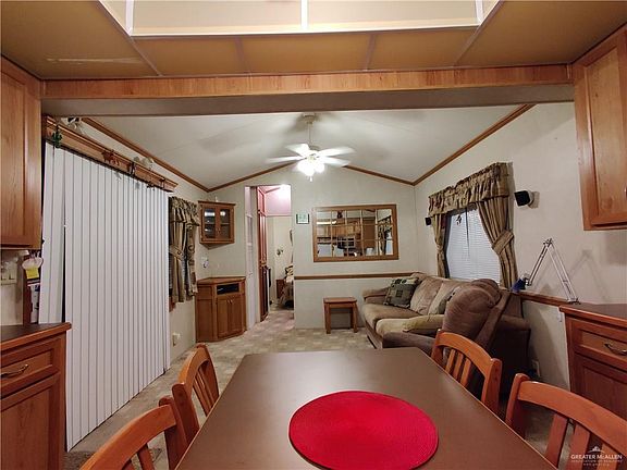 2nd image of 2420 Bobolink Circle W Cir