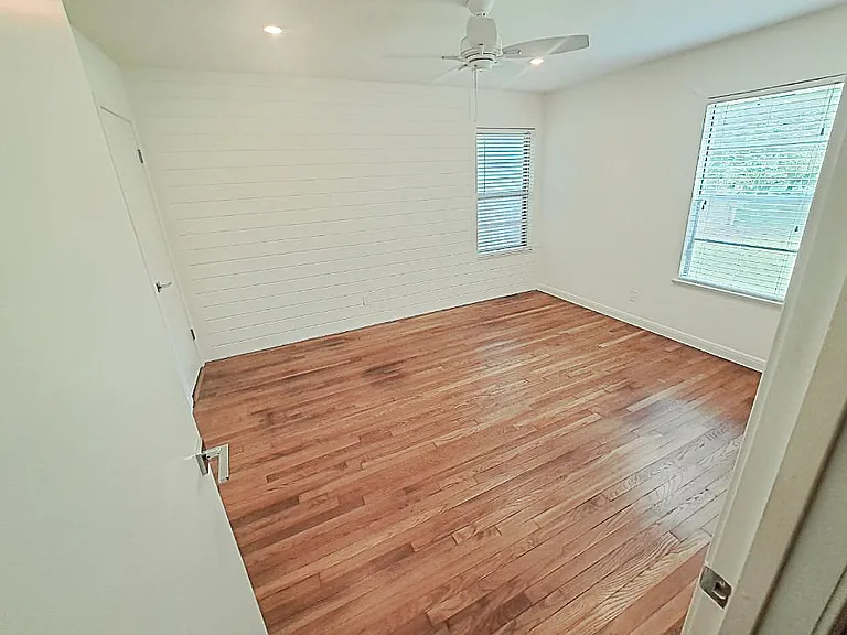 5109 Ravensdale Ln — Photo 6