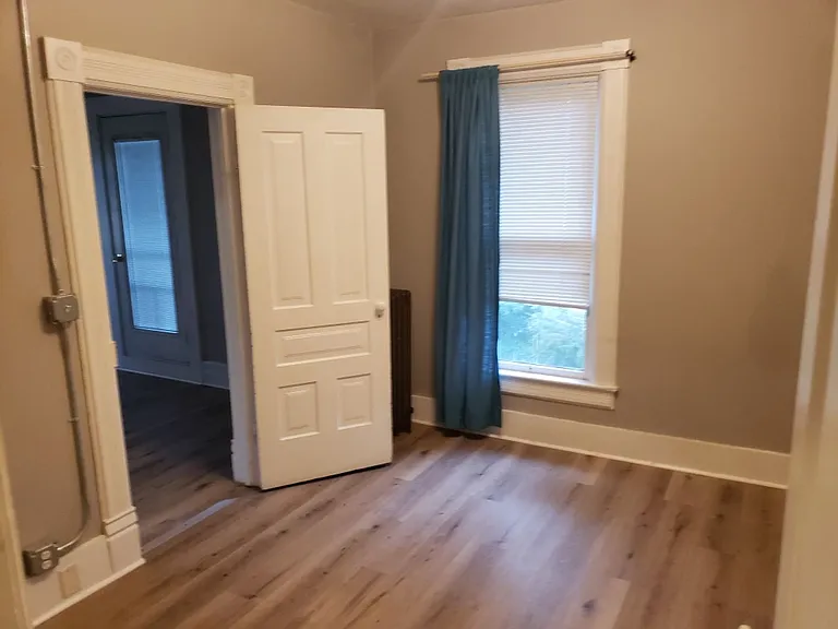 519 N Barstow St — Photo 4