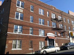 575 Grove St APT 10, Irvington, NJ 07111