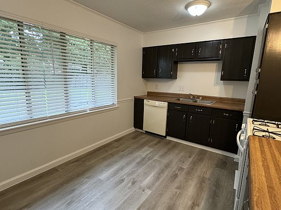 5th image of 7005 Denver Dr
