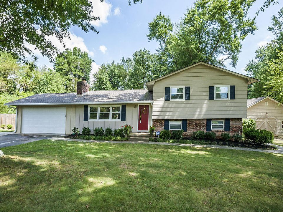1st image of 816 Normandy Dr